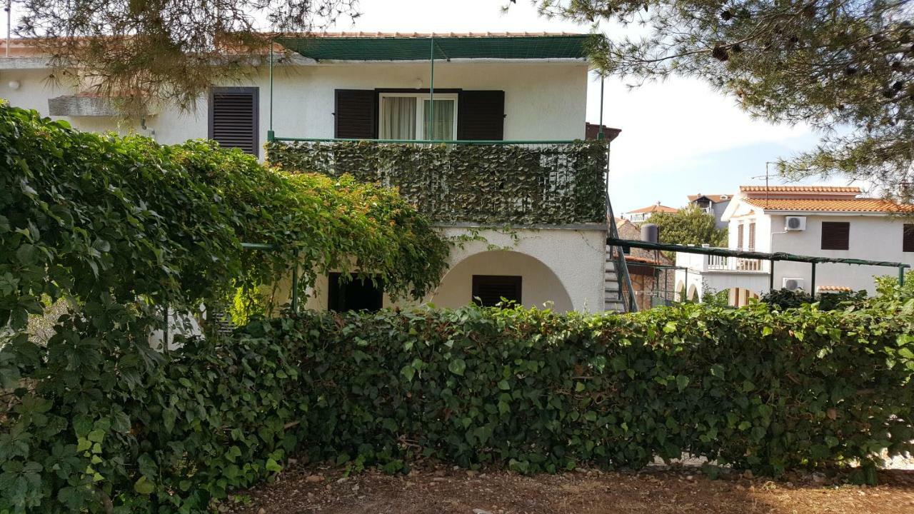 Apartment Joke Ražanj Exterior foto